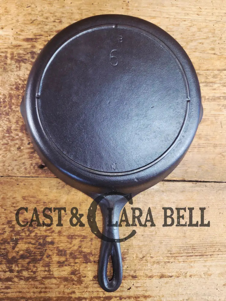 Gorgeous 1940’s Lodge #6 Skillet with 3-Notch Heat Ring. Perfect for the whole family perfect for sauté and sides