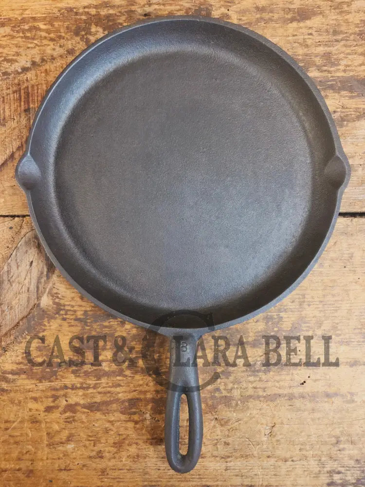 Gorgeous and harder to find Martin Stove & Range No. 8 Skillet Griddle with early Block Logo. Versatile restored and