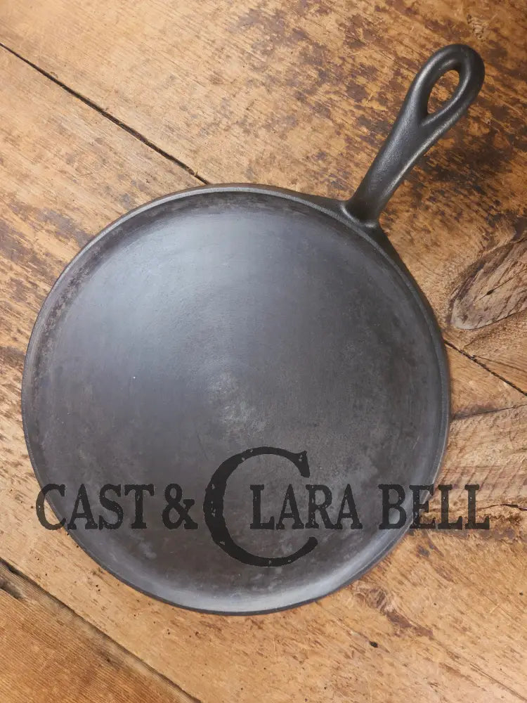 Gorgeous and not often seen #9 Puritan round griddle by Griswold. Perfect for everyday pancakes grilled cheese or oven