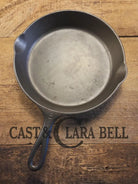 Gorgeous and unique! 1930’s era Griswold #8 Cast Iron Skillet with Heat Ring 755. Similar to the Victor design. Great