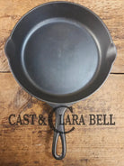 Gorgeous and unique! 1930’s era Griswold #8 Cast Iron Skillet with Heat Ring 755. Similar to the Victor design. Great