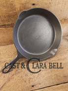 Gorgeous and unique! 1930’s era Griswold #8 Cast Iron Skillet with Heat Ring 755. Similar to the Victor design. Great