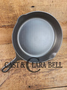 Gorgeous and unique! 1930’s era Griswold #8 Cast Iron Skillet with Heat Ring 755. Similar to the Victor design. Great