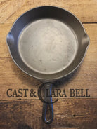 Gorgeous and unique! 1930’s era Griswold #8 Cast Iron Skillet with Heat Ring 755. Similar to the Victor design. Great