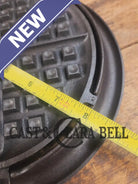 GORGEOUS! Awesome 1920’s Slant Log Griswold #8 Waffle Iron 314/313 with Fully marked Base 327. Ready to make crispy