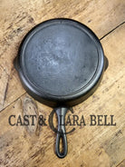 Gorgeous. Classic 1910’s Lodge Raised #7 Heat Ring Single Notch. Light sleek and ready to cook with!