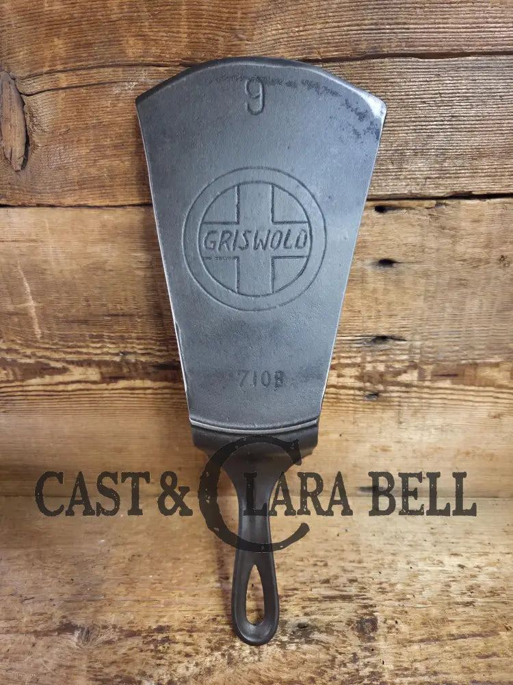 Gorgeous custom made #9 710 A Griswold Cast Iron Spatula. Reclaimed 1910’s Griswold Slant ERIE skillet. Awesome gift