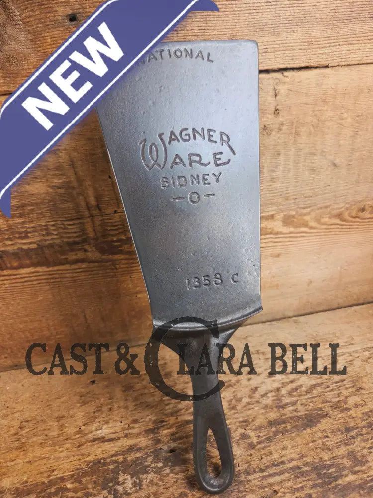 Gorgeous custom made Wagner Cast Iron Skillet Spatula. From a ’Double Logo’ Wagner / National Skillet. AMAZING