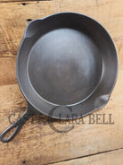 GORGEOUS! Early 1900’s Era #9 Wapak straight block bacon skillet. One of a kind piece for your gourmet kitchen! Skillet