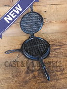 GORGEOUS. Early 1900’s Griswold New American No. 8 Waffle Iron with Low Base 976 C/977 C - Waffle Iron