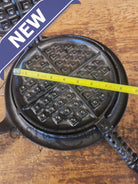 GORGEOUS. Early 1900’s Griswold New American No. 8 Waffle Iron with Low Base 976 C/977 C - Waffle Iron