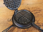 GORGEOUS. Early 1900’s Griswold New American No. 8 Waffle Iron with Low Base 976 C/977 C - Waffle Iron