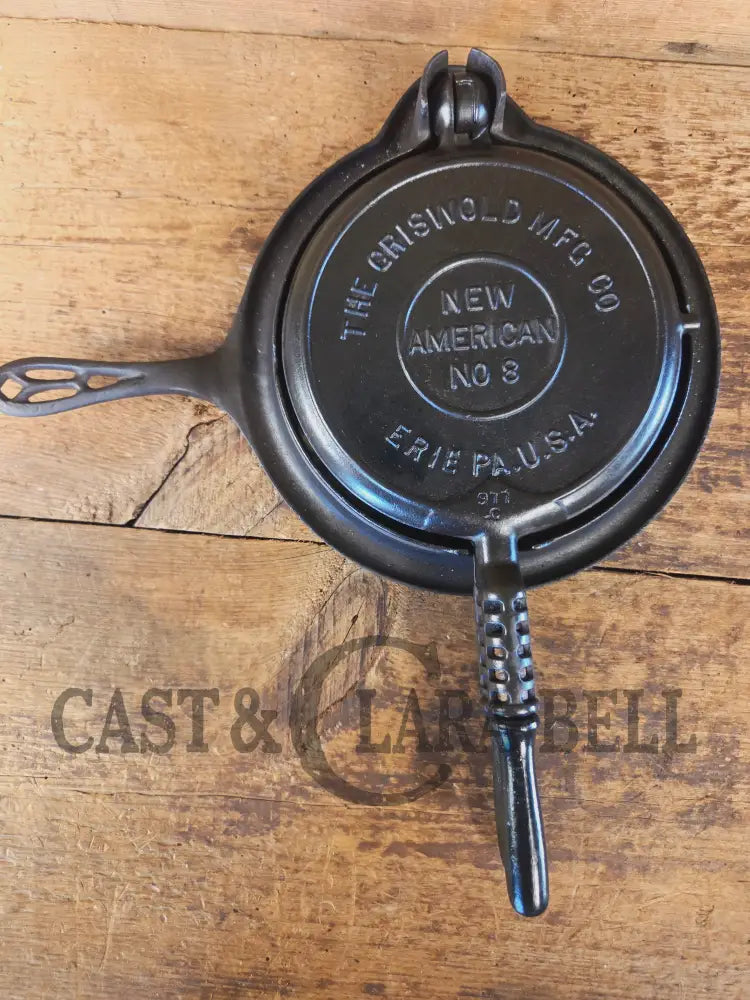 GORGEOUS. Early 1900’s Griswold New American No. 8 Waffle Iron with Low Base 976 C/977 C - Waffle Iron