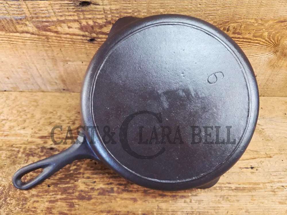 Gorgeous Early 1900’s Lodge #6 Skillet with Single Notch Heat Ring with ’I’ makers mark. Not an easy one to find.