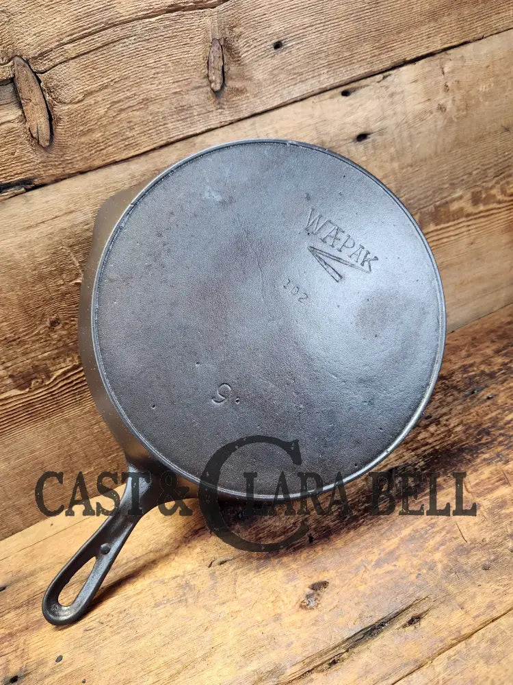 Gorgeous Early 1900’S Wapak #9 (#102) Cast Iron Skillet.