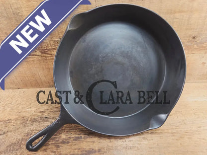 Gorgeous early 1900’s Wapak #9 (#102) cast iron skillet. Made with Erie pattern restored and Ready to Use! Skillet