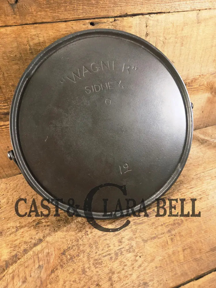 Gorgeous Griddle! Hard to Find early 1900’s Wagner ’Arc’ Logo #12 Bailed. Awesome daily user and in mint condition.