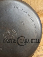 GORGEOUS. Griswold #109 Cast Iron Skillet Griddle with Small Block Logo 202 Bakeware