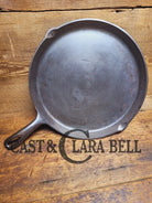 Gorgeous. Griswold #109 Cast Iron Skillet Griddle With Small Block Logo 202 Bakeware