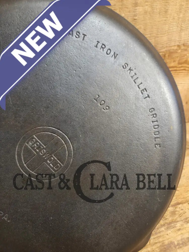 GORGEOUS. Griswold #109 Cast Iron Skillet Griddle with Small Block Logo 202 Bakeware