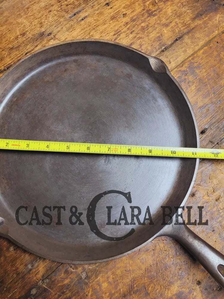 Gorgeous. Griswold #109 Cast Iron Skillet Griddle With Small Block Logo 202 Bakeware