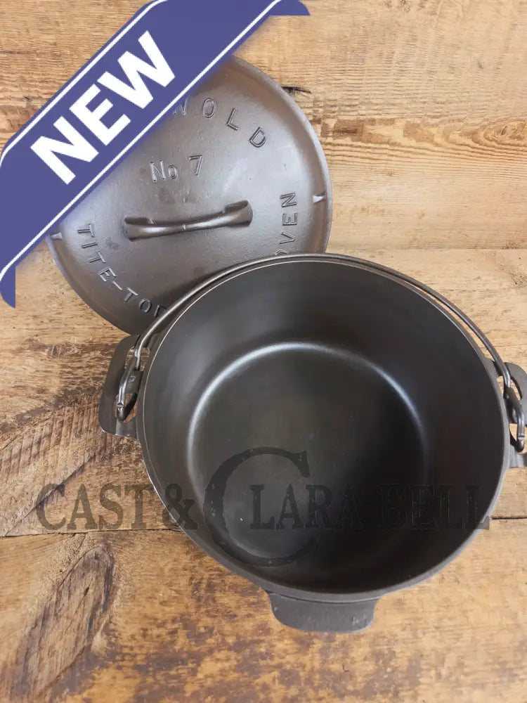 GORGEOUS. Griswold #7 fully marked Tite-Top Dutch Oven 2603 high dome fully marked lid 2604 - Dutch Ovens Trivets &