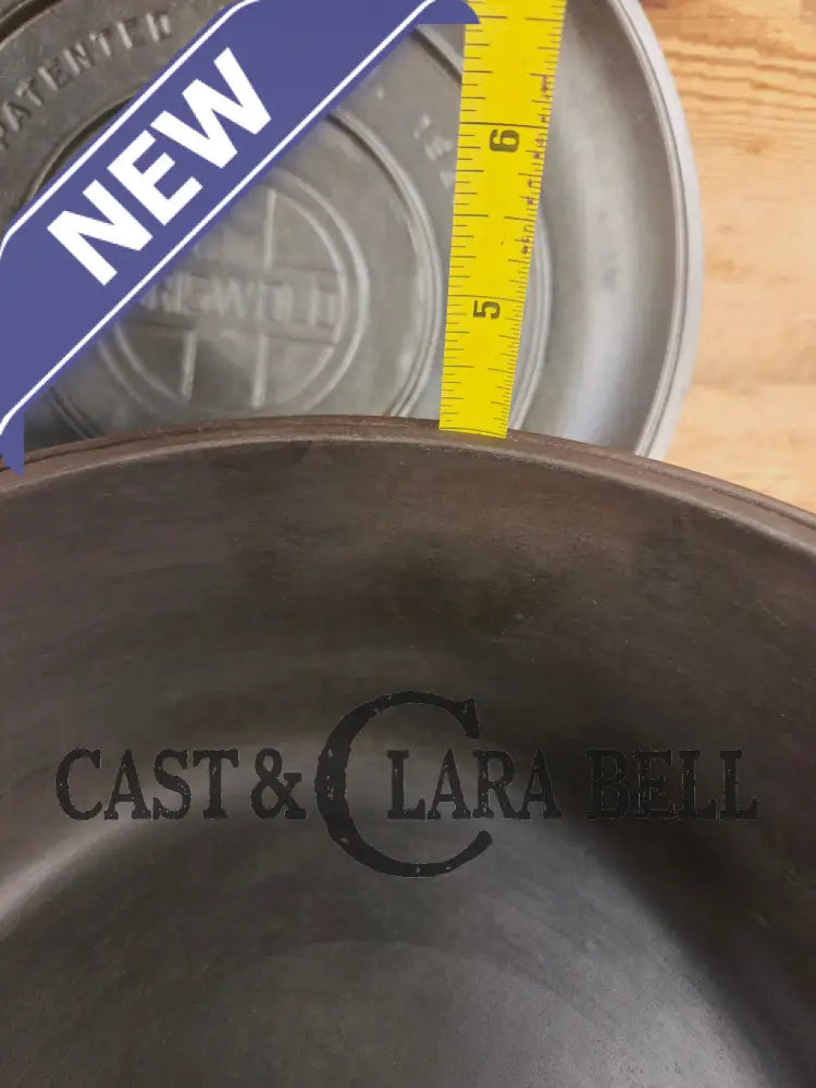 Gorgeous Griswold #8 Tite-Top Dutch Oven Erie PA USA p/n 1278 B with Button Top Logo Lid. Great for soups stews and