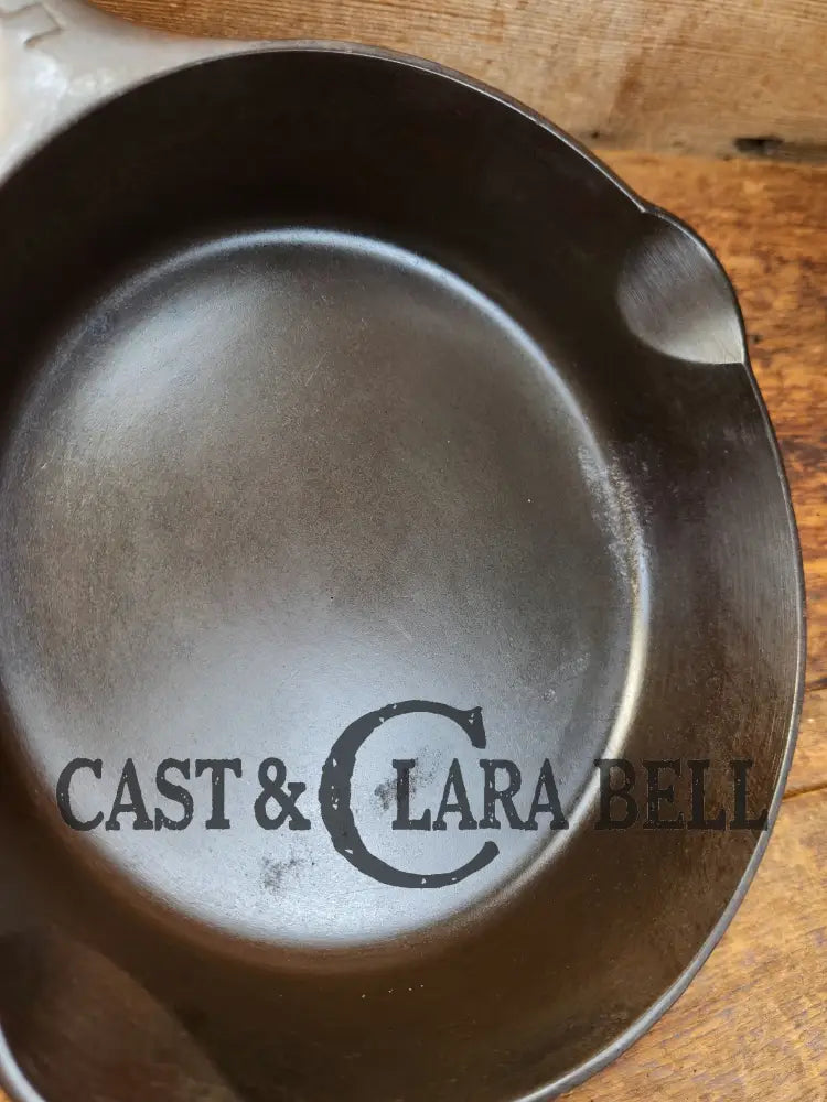 Gorgeous! Griswold No. 5 Cast Iron Skillet With Small Block Logo And Smooth Bottom 724