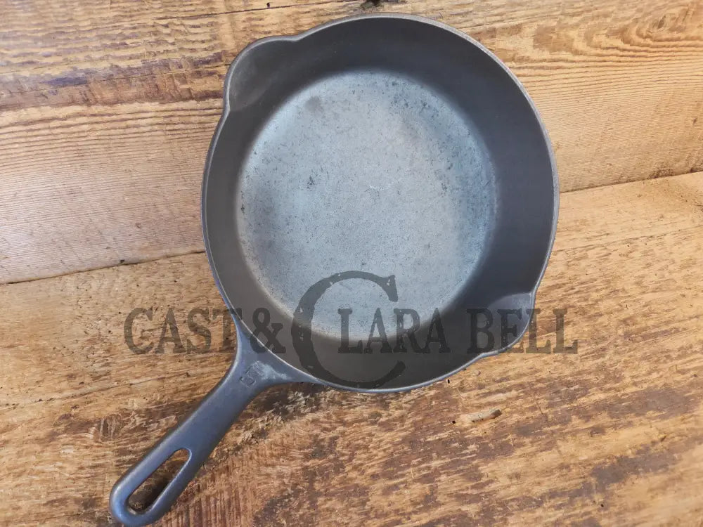Gorgeous! Griswold No. 5 Cast Iron Skillet with Small Block Logo and Smooth Bottom 724 - Skillet
