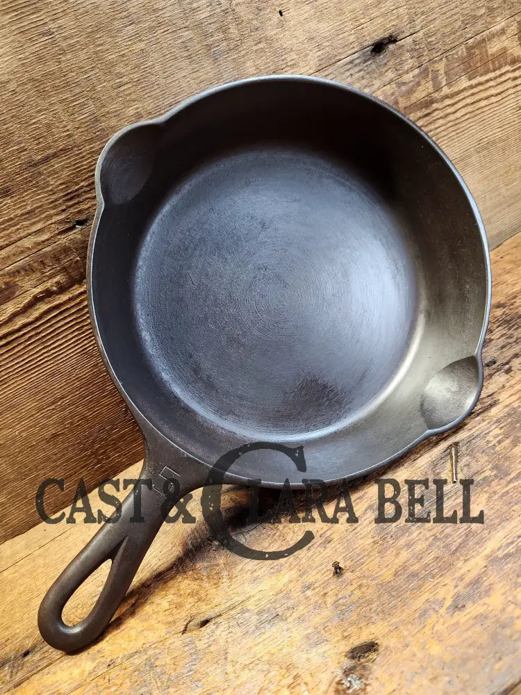 Gorgeous! Griswold No. 5 Cast Iron Skillet With Small Block Logo And Smooth Bottom 724 H