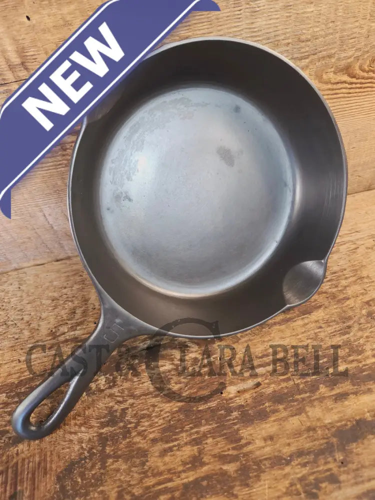Gorgeous! Griswold No. 5 Cast Iron Skillet with Small Block Logo and Smooth Bottom 724 H - Skillet