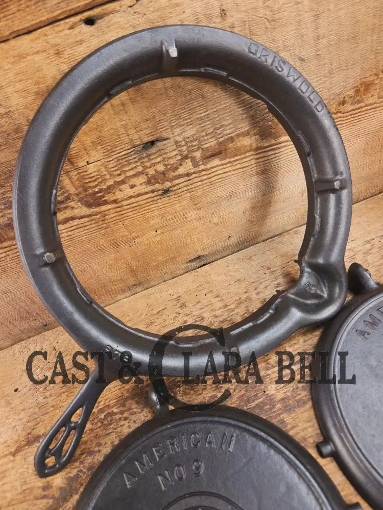 Gorgeous! Hard to Find 1930’s Griswold #9 waffle iron with short base. Paddles 979/980 Base 978 Waffle Iron