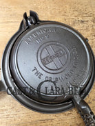 Gorgeous! Hard to Find 1930’s Griswold #9 waffle iron with short base. Paddles 979/980 Base 978 Skillet
