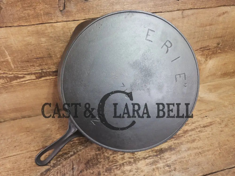 Gorgeous! HTF 1890’s Third Series Erie (Griswold) #12 Cast Iron Skillet. The biggest made in the series Skillet