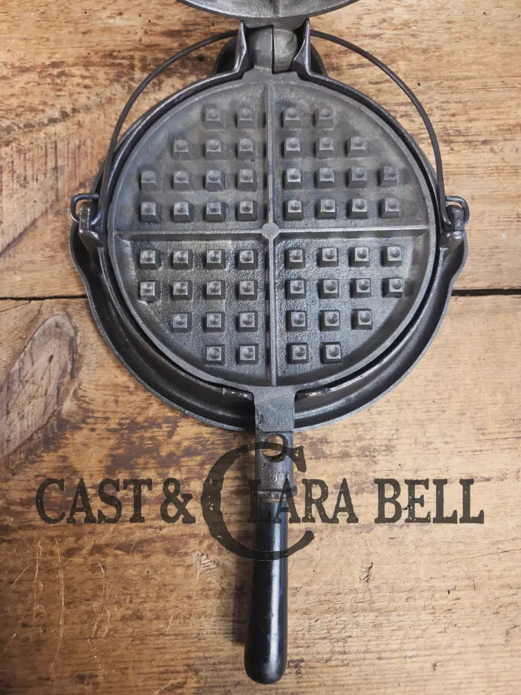 Gorgeous original complete Favorite Piqua tall base waffle iron. Est 1920’s and makes crispy waffles! (Copy) Waffle Iron