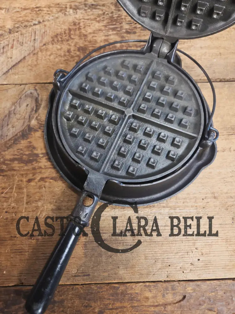 Gorgeous original complete Favorite Piqua tall base waffle iron. Est 1920’s and makes crispy waffles! (Copy) Waffle Iron