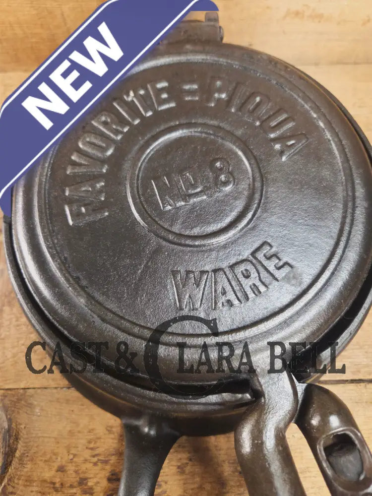 Gorgeous original complete Favorite Piqua tall base waffle iron. Hard to Find Est 1920’s and makes crispy waffles!