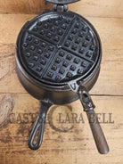 Gorgeous original complete Favorite Piqua tall base waffle iron. Hard to Find Est 1920’s and makes crispy waffles!
