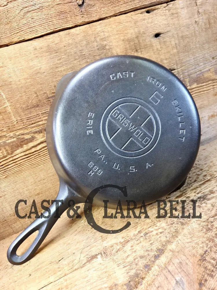 Gorgeous sautee pan! 1920’s Griswold #6 Skillet with Large Block Logo and Smooth Bottom 699 H
