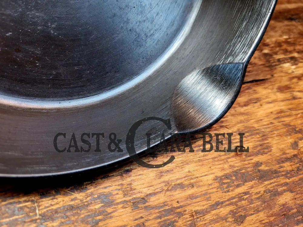 Gorgeous Swirls! Griswold No. 5 Cast Iron Skillet With Small Block Logo And Smooth Bottom 724 M