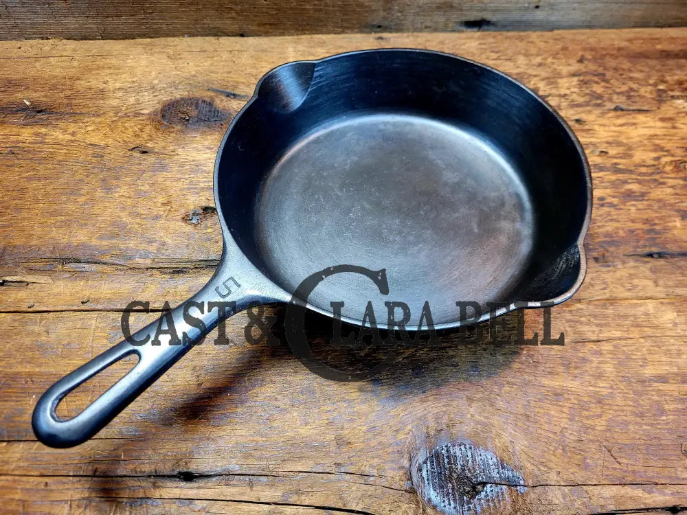 Gorgeous Swirls! Griswold No. 5 Cast Iron Skillet With Small Block Logo And Smooth Bottom 724 M