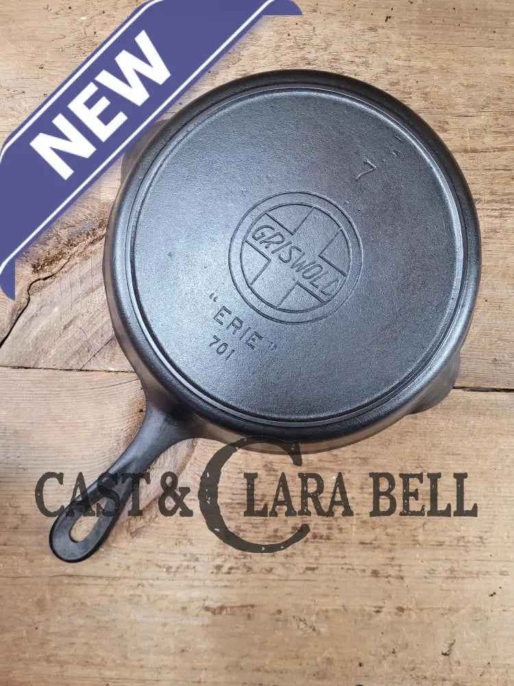 Gorgeous!! Very Early 1910’S Griswold #7 Skillet With Heat Ring And Large Slant Logo ’Erie ’ 701