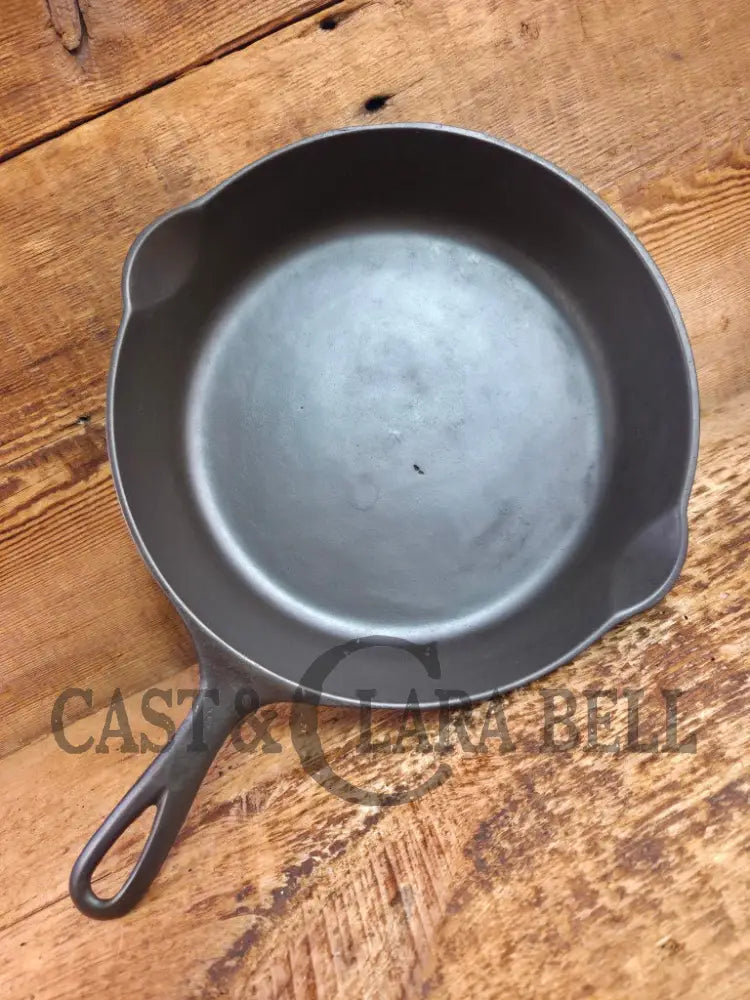 Gorgeous!! Very early 1910’s Griswold #7 Skillet with Heat Ring and Large Slant Logo ’Erie,’ 701 A Skillet