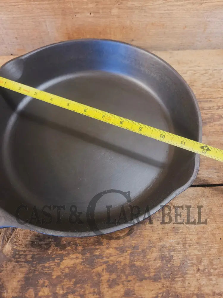 Great all around pan! 1930’s Big Wagner #10 Skillet 11 3/4 inch skillet Made in USA - Skillet