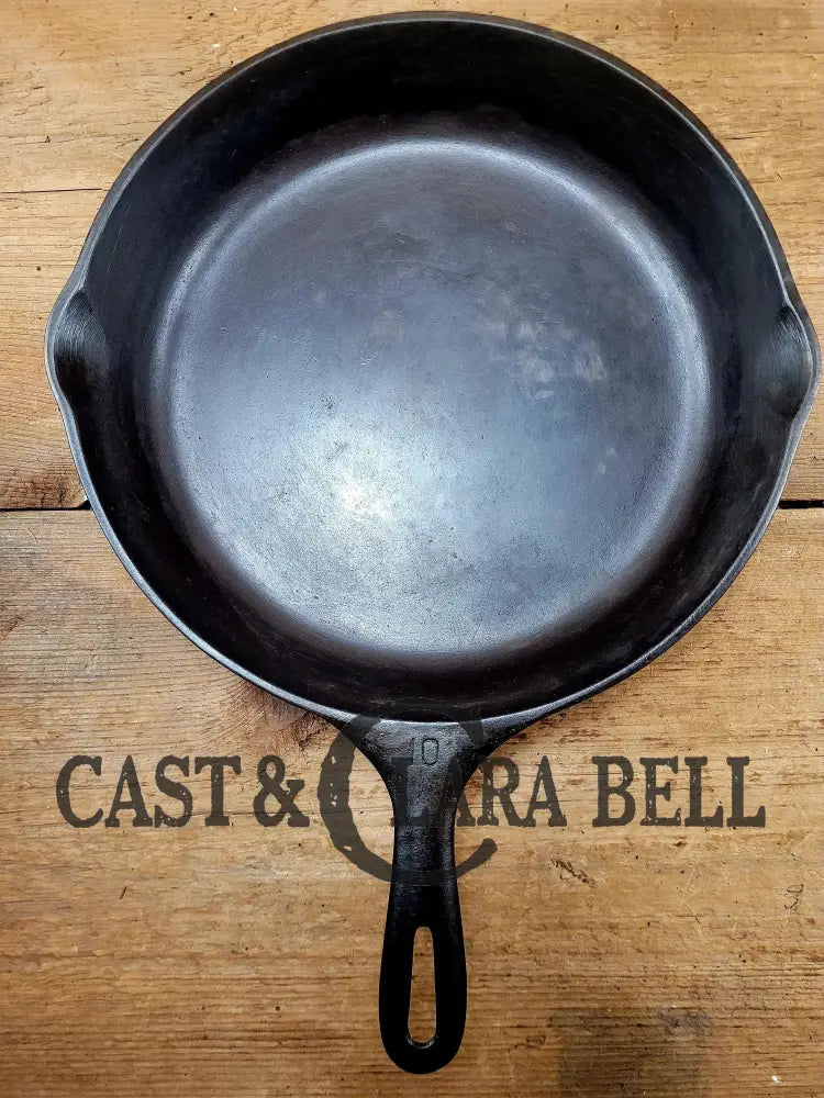 Great All Around Pan! 1930’S Big Wagner #10 Skillet 11 3/4 Inch Skillet Made In Usa. Unmarked