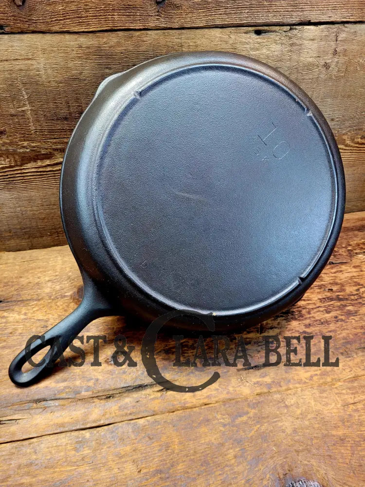 Great Bacon Skillet! Vintage Lodge #10 Cast Iron Skillet With Heat Ring Sk (1960’S Era)