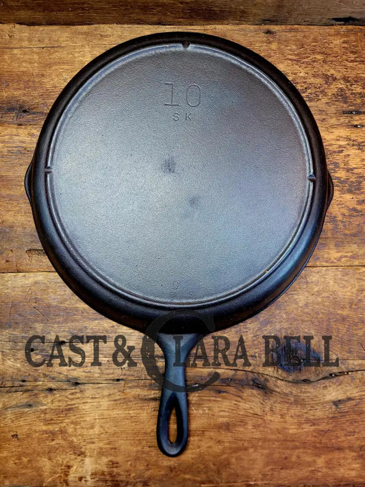 Great Bacon Skillet! Vintage Lodge #10 Cast Iron Skillet With Heat Ring Sk (1960’S Era)