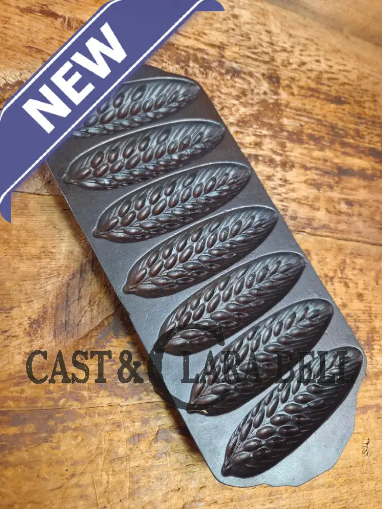 Great collectors piece! Griswold made Sears and Roebuck & Co. ’Best Made’ No. 273 Wheat Corn Stick Pan Bakeware