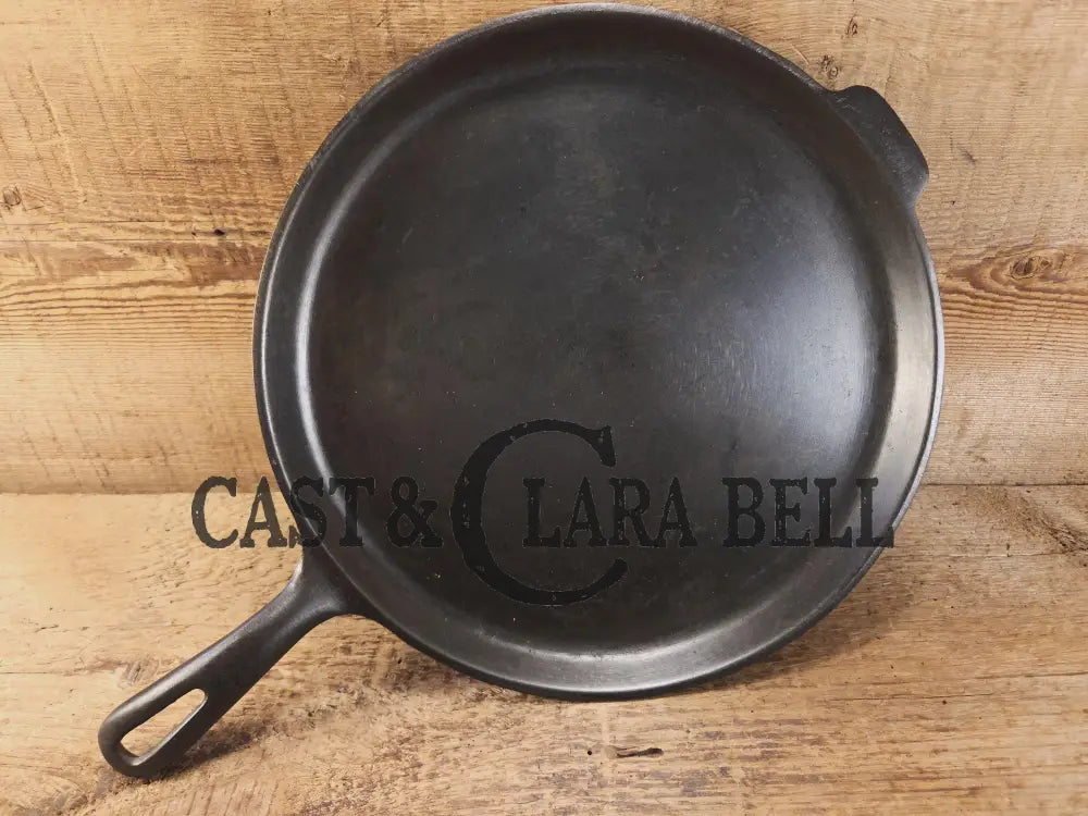 Great daily user! 1950’s Wagner Ware Skillet Griddle. 11 1/4 Inches. Perfect for grilled cheese nachos and more.
