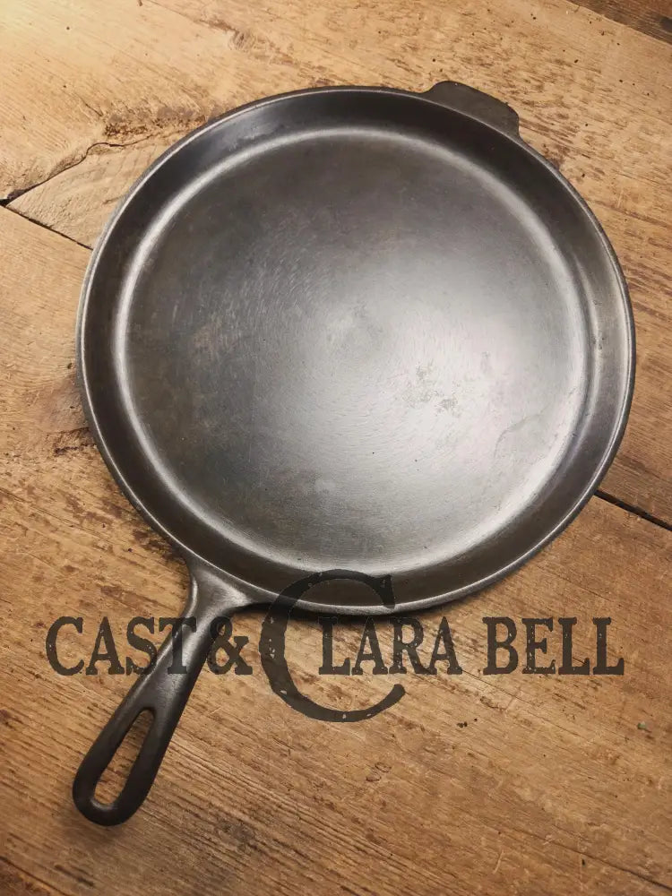 Great daily user! 1950’s Wagner Ware Skillet Griddle. 11 1/4 Inches. Perfect for grilled cheese nachos and more.